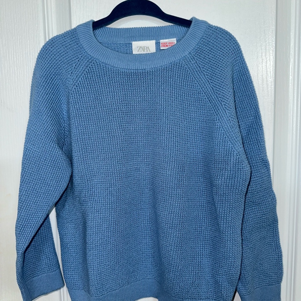 Zara blue Sweater